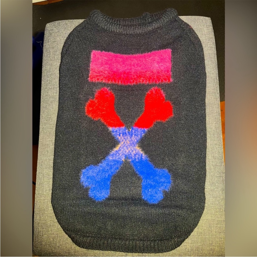 Stylish Off white / Black Pet Sweater with Colorful Design